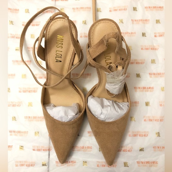 NWT MISS LOLA Nude Heels - Picture 2 of 8